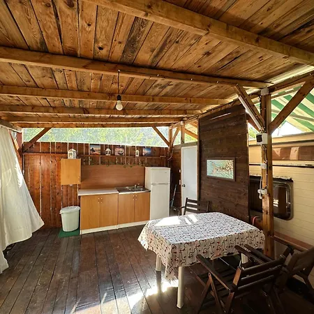 каравана мая Campsite Chernomorets